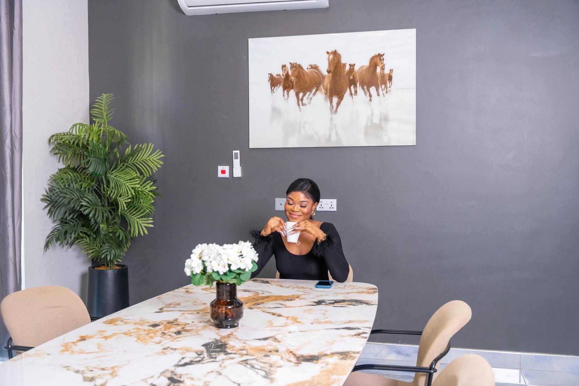 Adonai Luxe Apartment ทีมา ภายนอก รูปภาพ